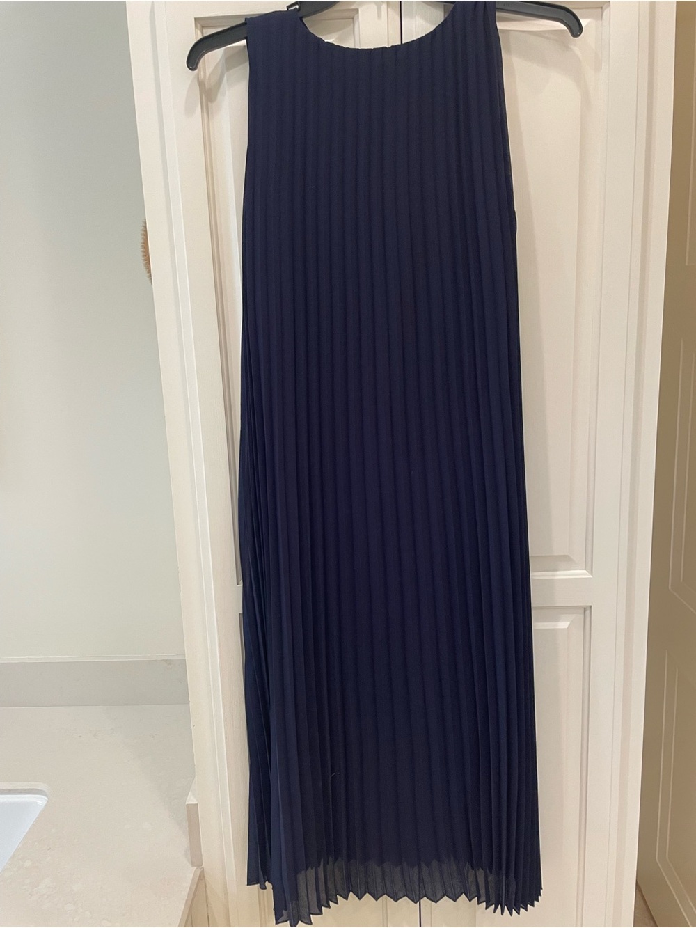 J.McLaughlin Accordion Pleated Bowen Midi Dress - Picture 5 of 10